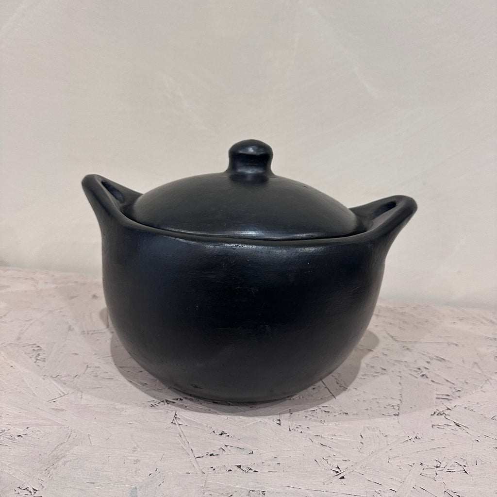 Black Pottery ronde koopot met deksel