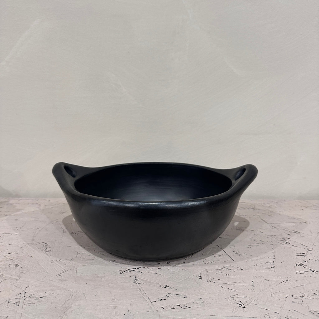 Black Pottery schaal rond/diep